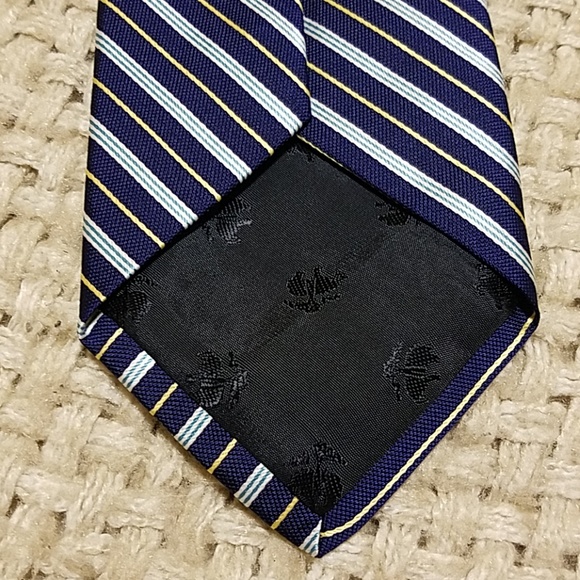 Brooks brothers tie - Picture 3 of 4